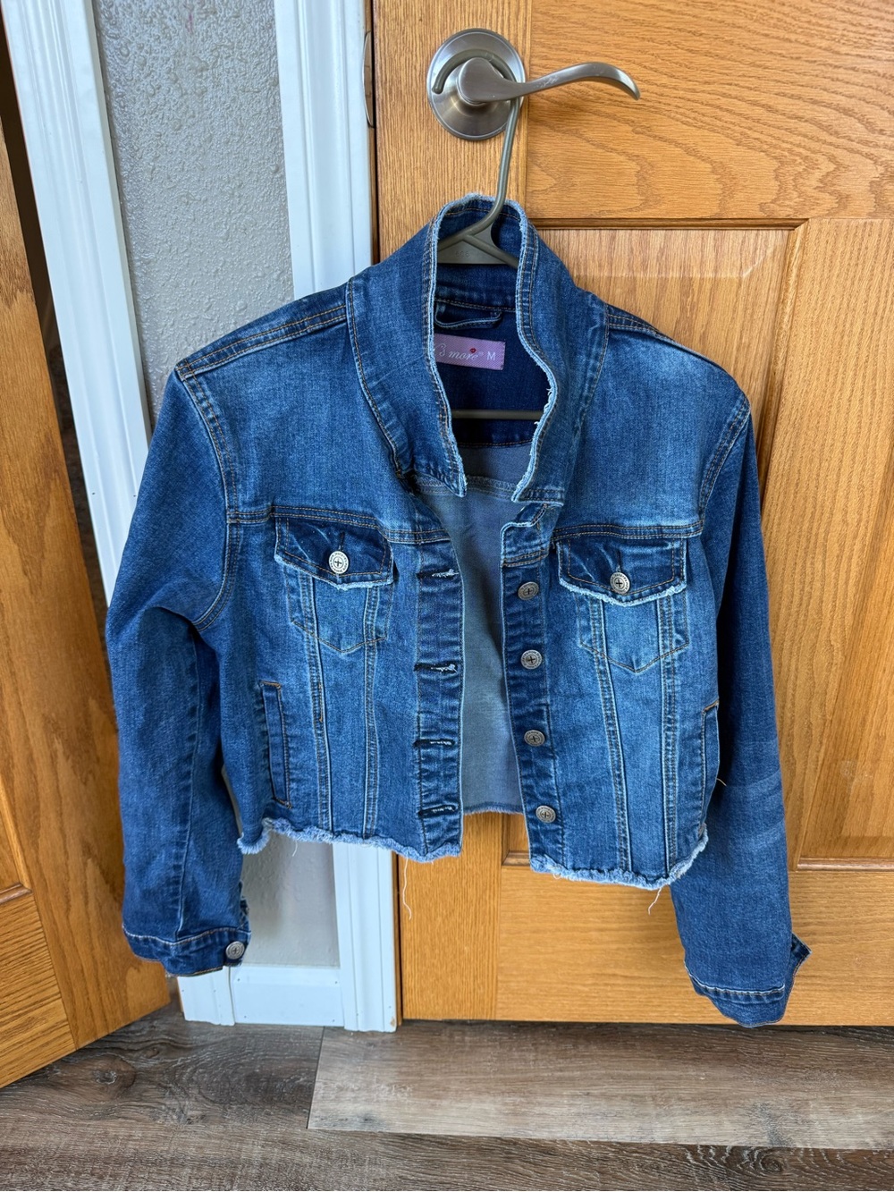 Women's Dark Blue Cropped Denim Jacket with Frayed Hem